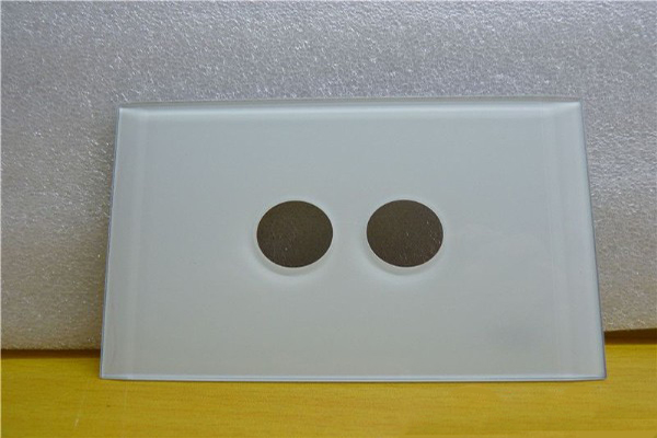 開關(guān)面板玻璃